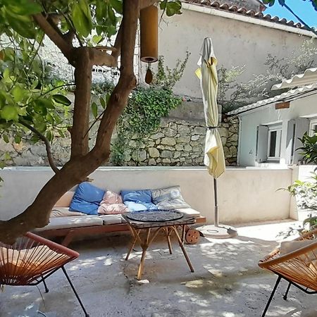 Casa D'Olivier Chambre D'Hotes Арль Экстерьер фото